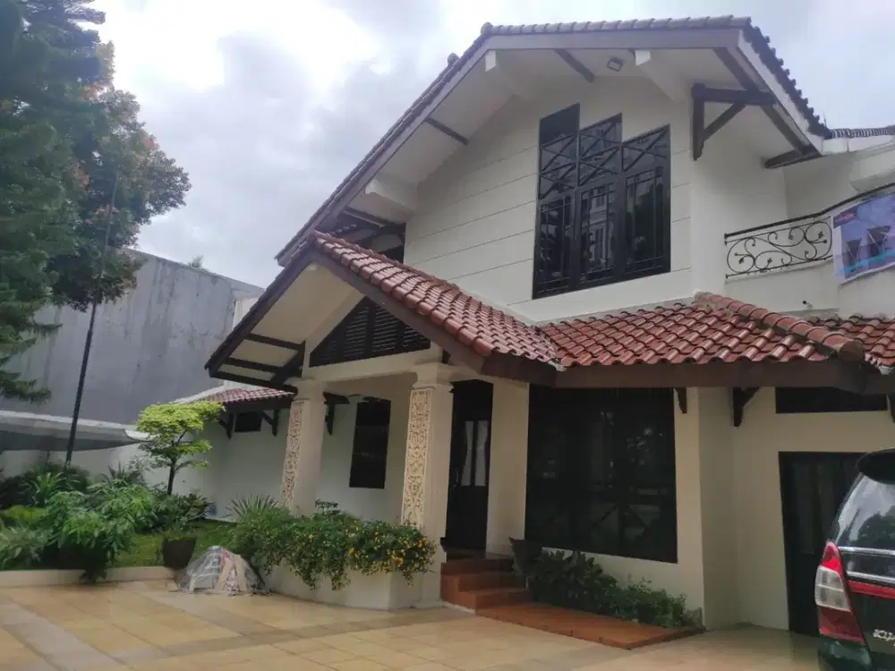 Dijual Rumah Permata Hijau ada Kolam Renang Jakarta Selatan