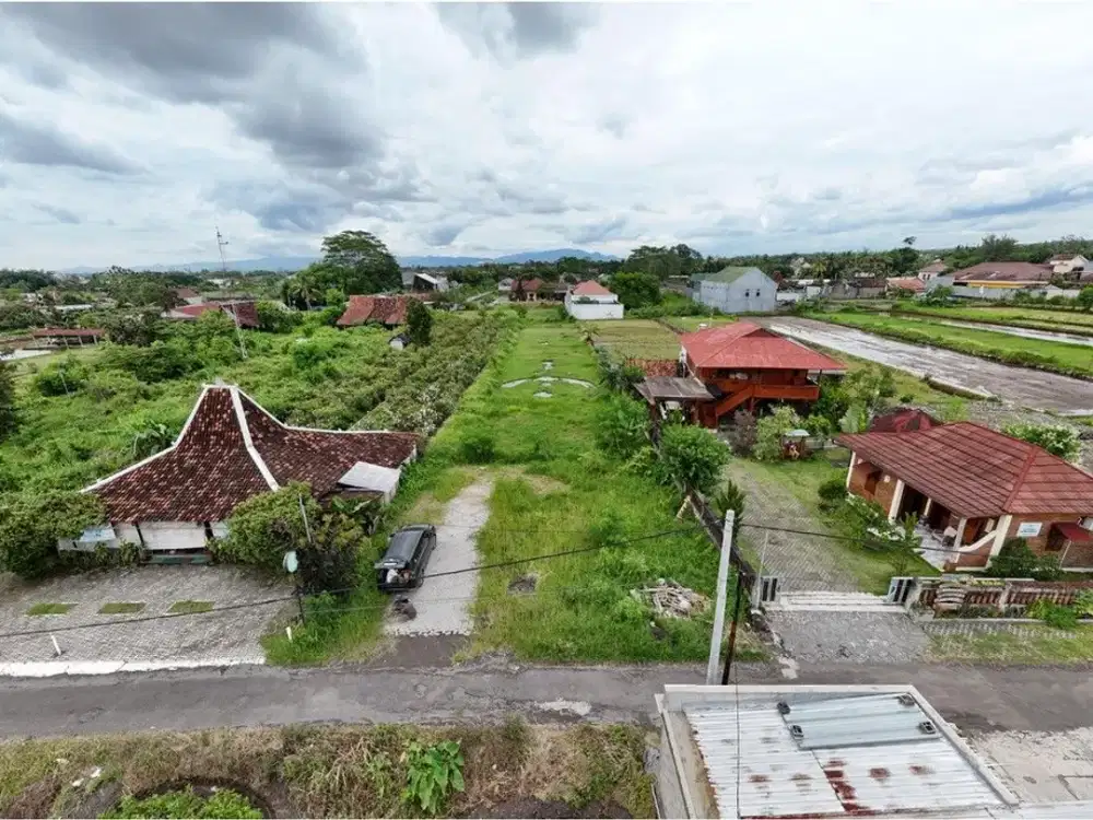 Jl Kaliurang km 8, Area Banyak Villa, Suasana Asri