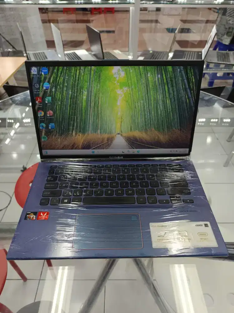 Laptop Asus VivoBook14 Purples Mulus 14