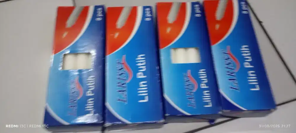 Dijual lilin batang 1pack isi 8pcs baru siap pakai