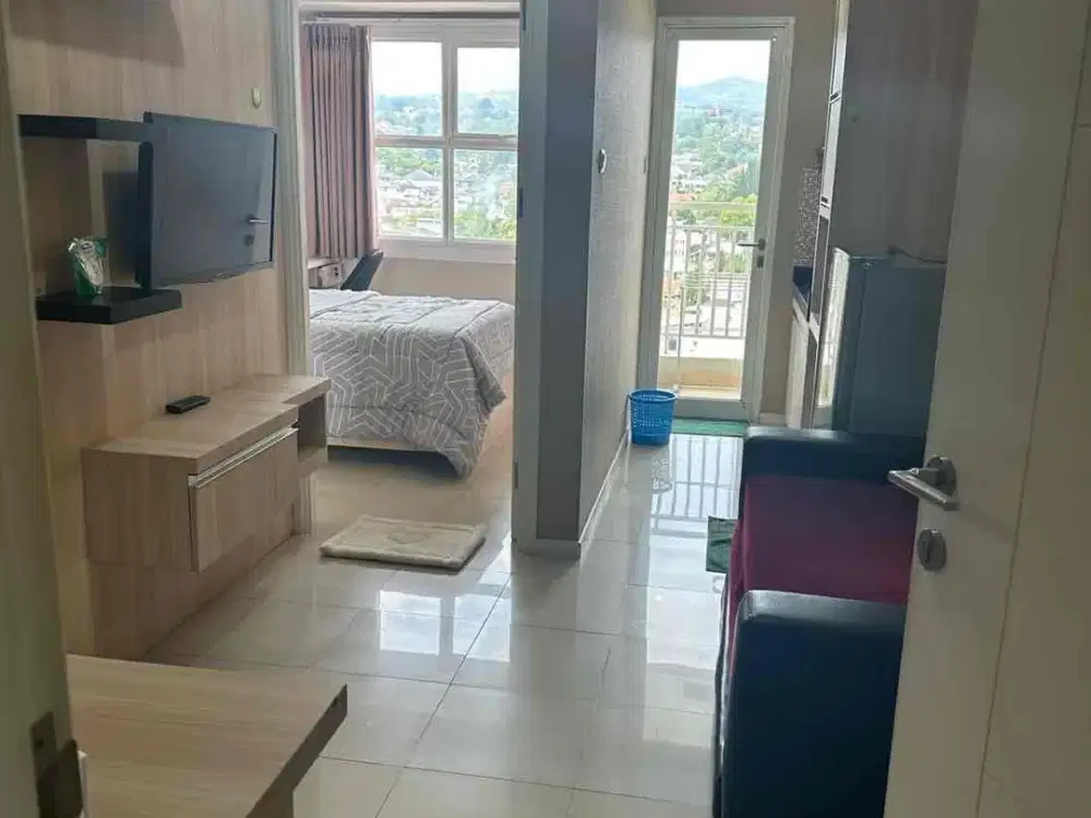 JUAL PASTI MURAH 1 BR Full  FURNISH lt 10 Mountain View Apt Parahyangan Residence