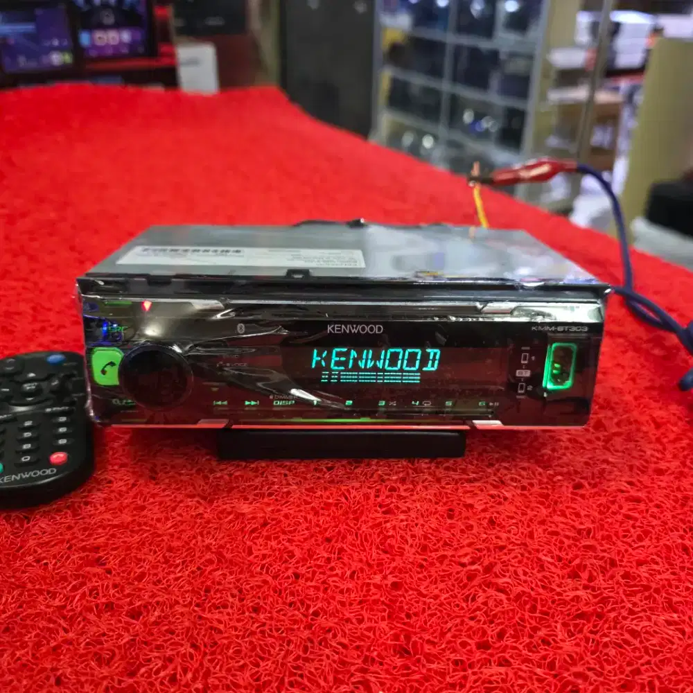 Head Unit Single Din KENWOOD KMM-BT303 Bluetooth USB Aux Radio FM AM