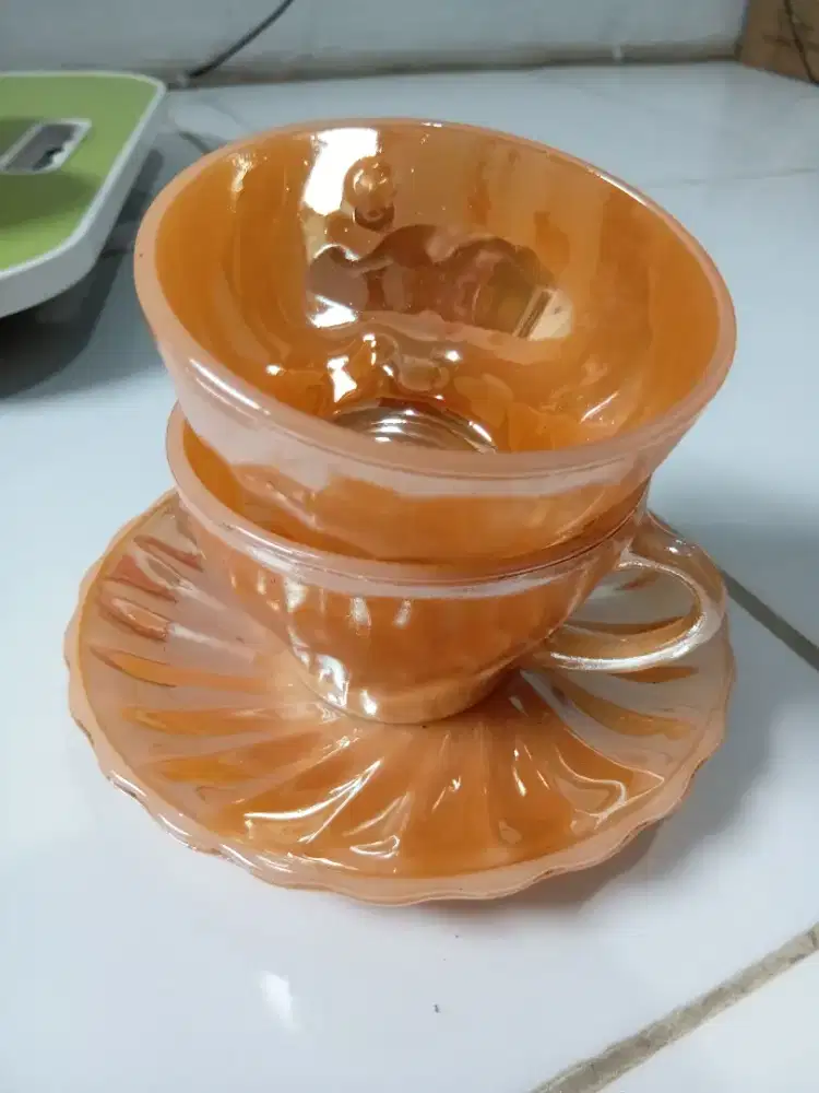 Cangkir antik buat koleksi