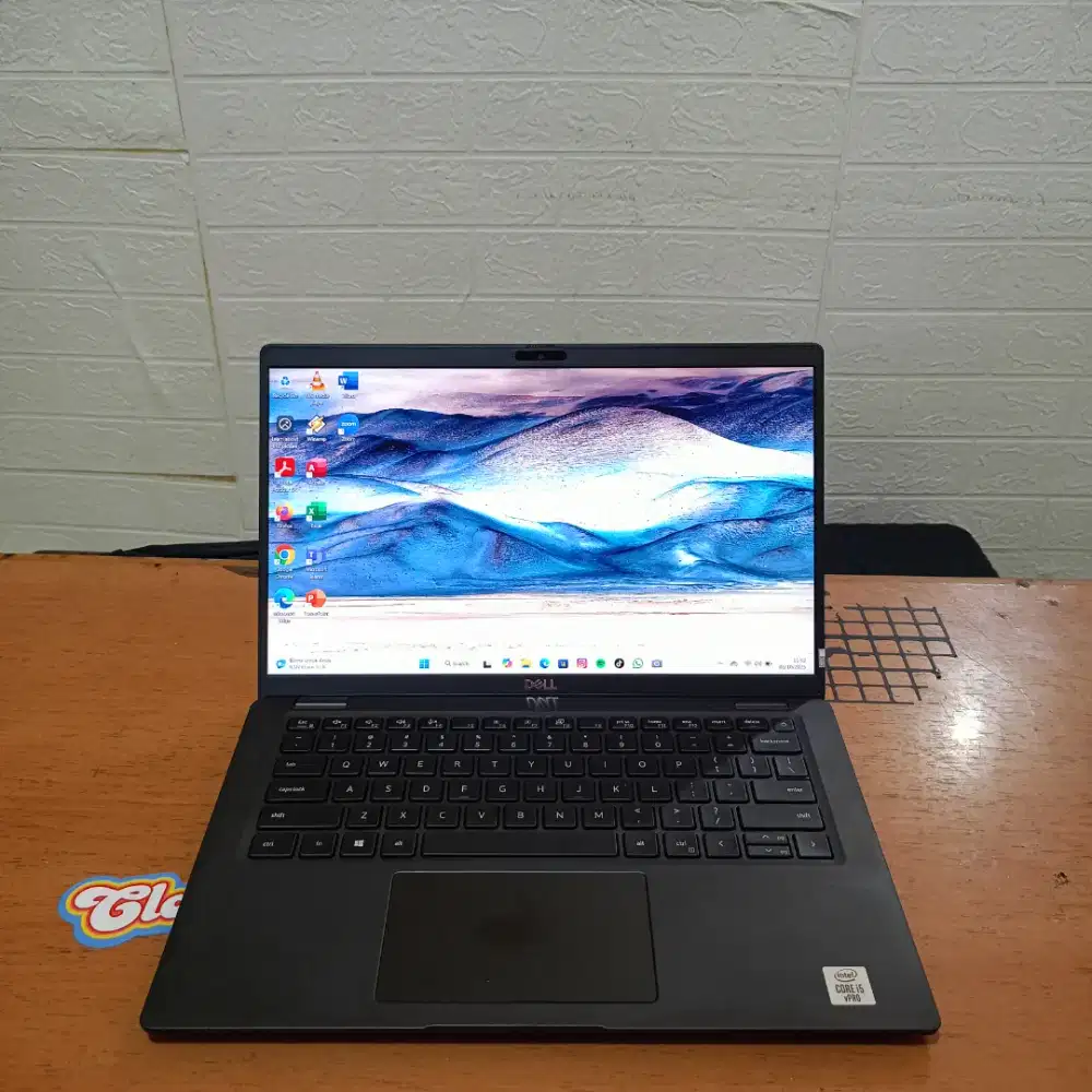 Laptop dell 7410 core i5 gen 10 ram 16GB SSD 256GB