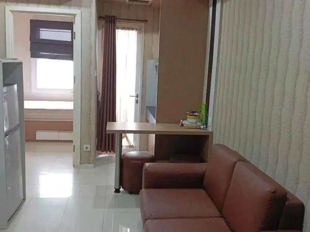 Sewa murah 2 BR lt 8 Full Furnish Apartmen Parahyangan residence bdg