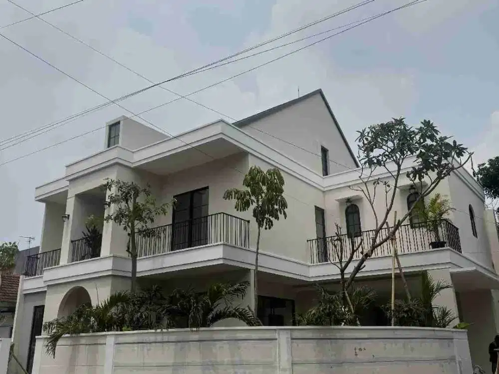 Dijual Rumah Hook Kencana Loka BSD Semi Furnished