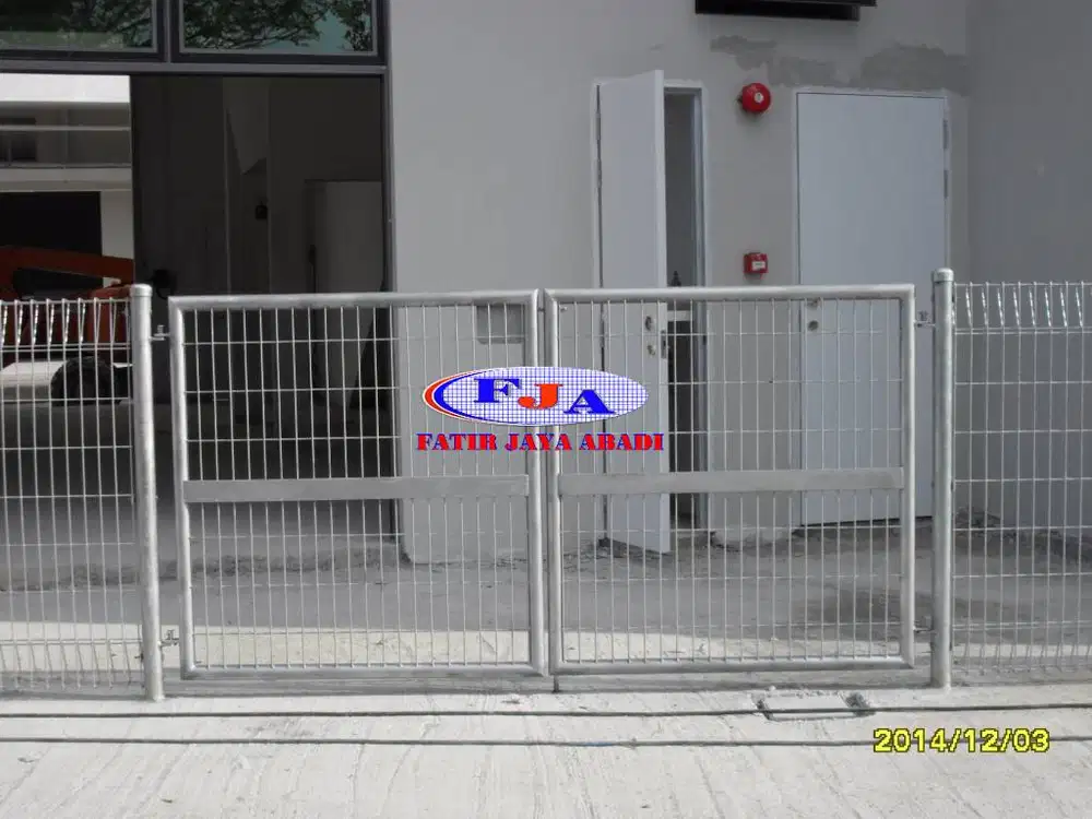 Pintu Pagar Brc Swing Ganda T.190 cm x L.300 cm HDG