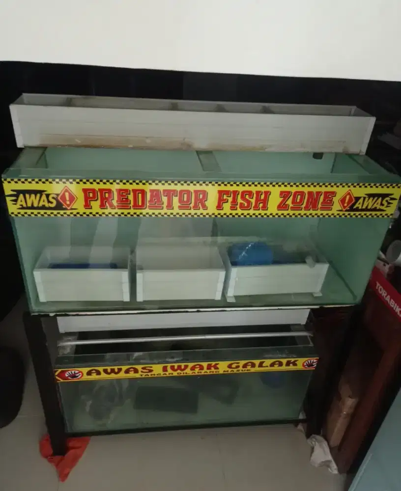 Aquarium Full set ( aquarium atas ) + rak besi