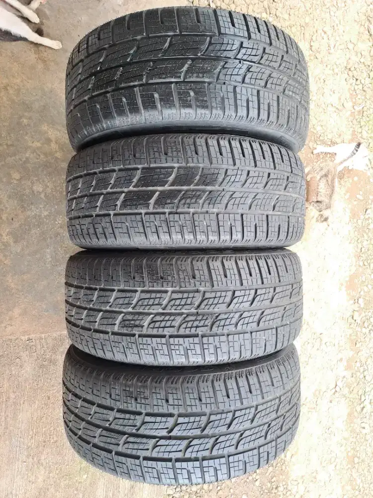 Ban 275/55/19 Pirelli Scorpion Zero MO 4pc 90%