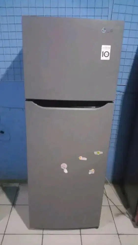 Perbaikan dan jual beli KULKAS