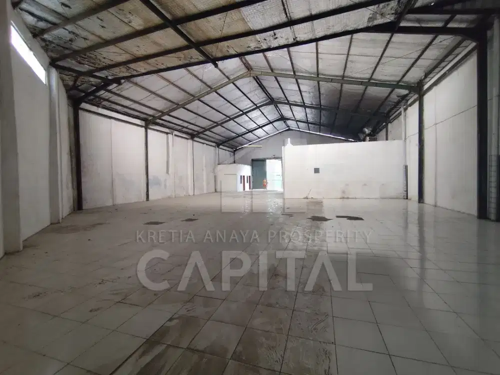 GUDANG SIAP PAKAI AREA BANDUNG SELATAN SAYAP MOHAMAD TOHA