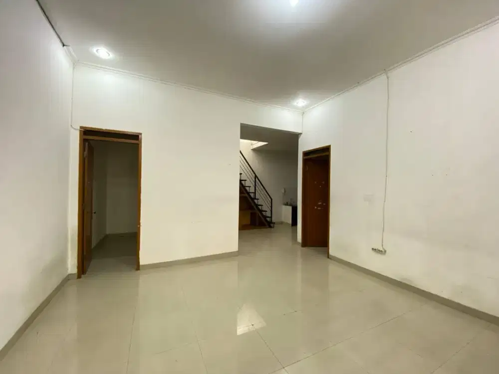 Rumah Siap Huni Bisa Untuk Usaha di Mainroad Mekar Wangi Bandung