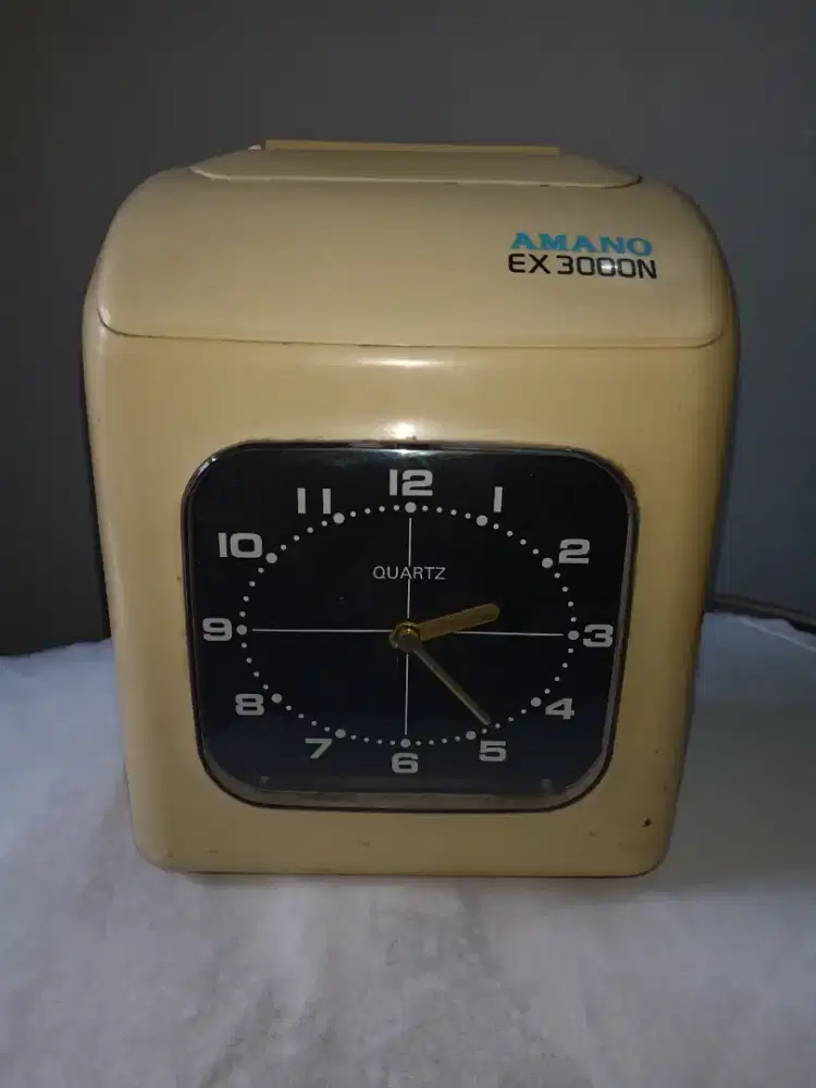Mesin absensi merk AMANO EX 3000 buatan Japan