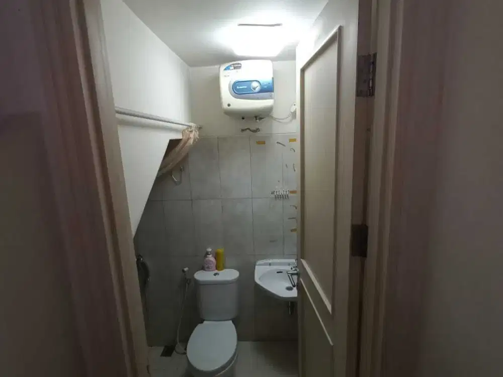 Dijual cepat rumah rapi siap huni di phg  Cluster Chalcedony Serpong