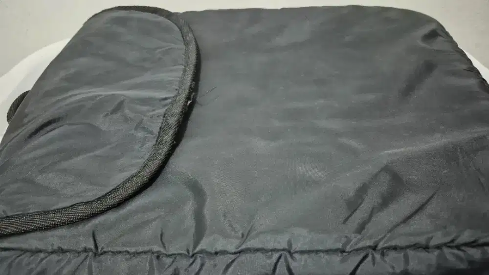 Tas dalaman laptop