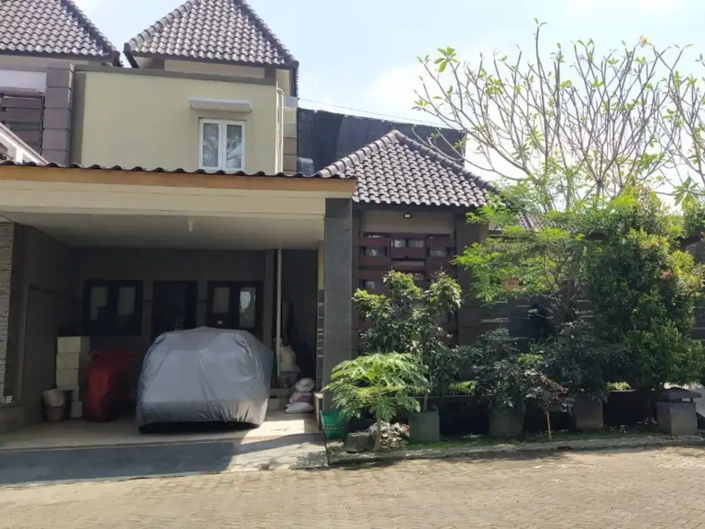 Rumah dijual di Perumahan Tirtamaya Gentan Sukoharjo tipe besar