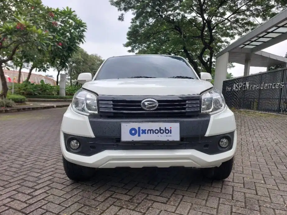 DP MURAH Daihatsu Terios 1.5 X EXTRA Bensin-MT 2015 Putih CFREB