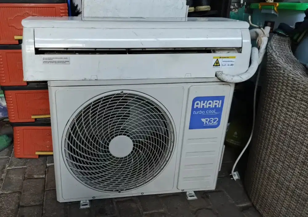 Dijual  1set ac 1pk akari  turbo cool