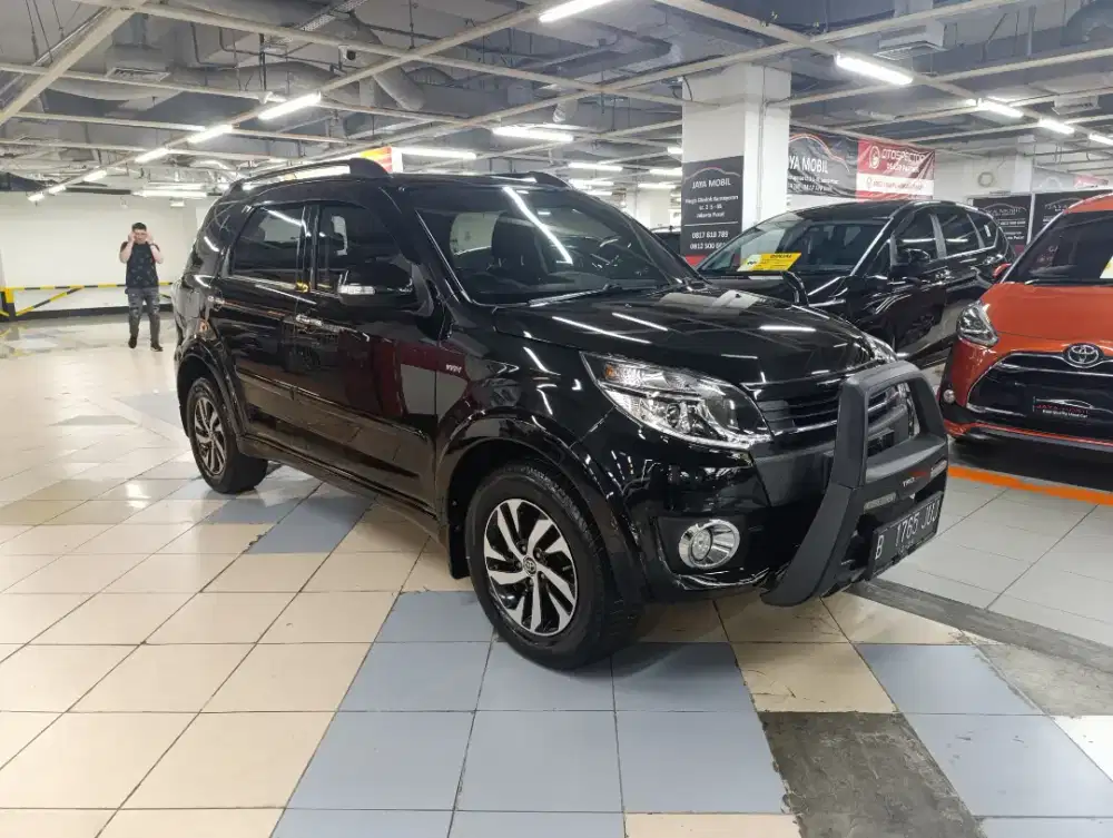 TOYOTA RUSH G 1.5 AT NIK 2015