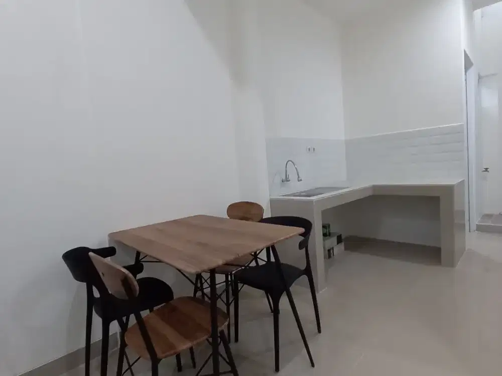 DISEWA RUMAH BULANAN BAGUS SEMI FURNISH  GRIYA ALAM SENTUL CITY SG64