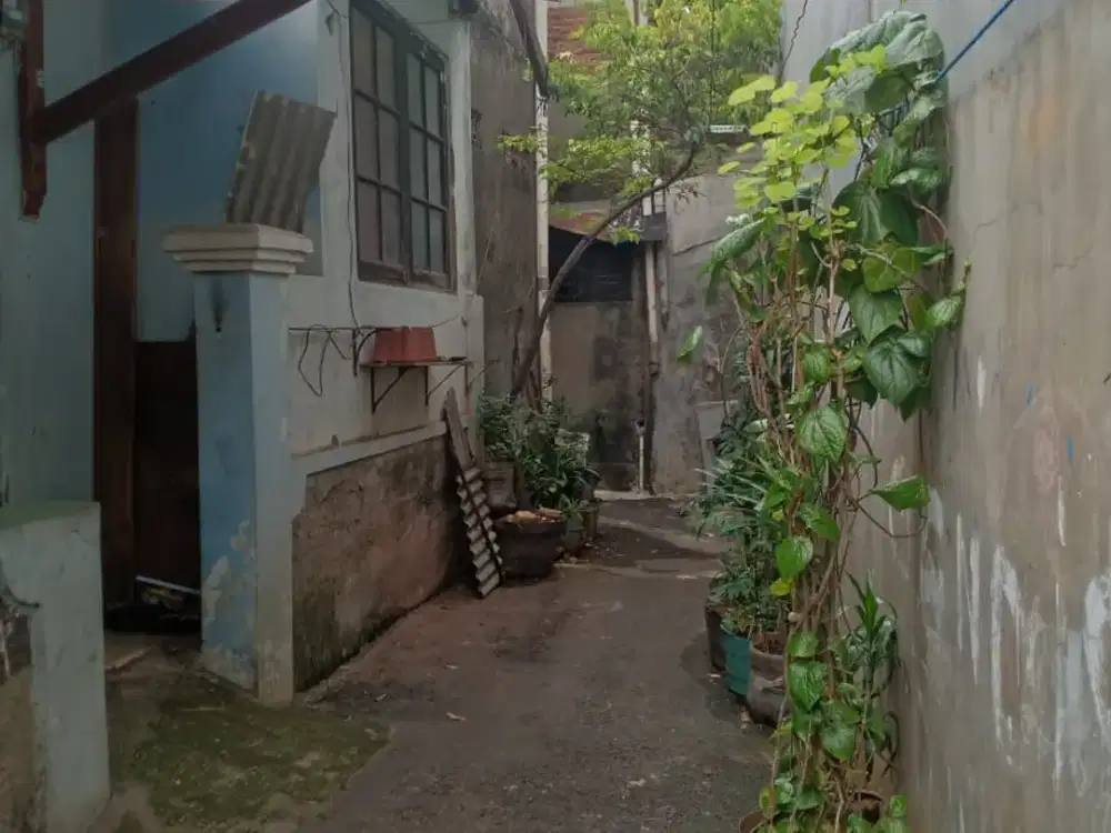 DIJUAL RUMAH KOSONGAN AREA KEBON MANGGA CIPULIR MASUK KEDALAM GANG