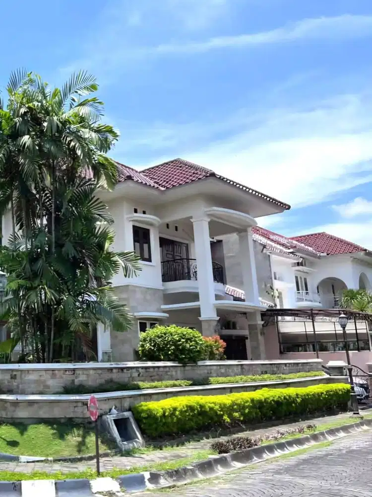 Dijual Rumah Hook Luas di Tirtasani Residence