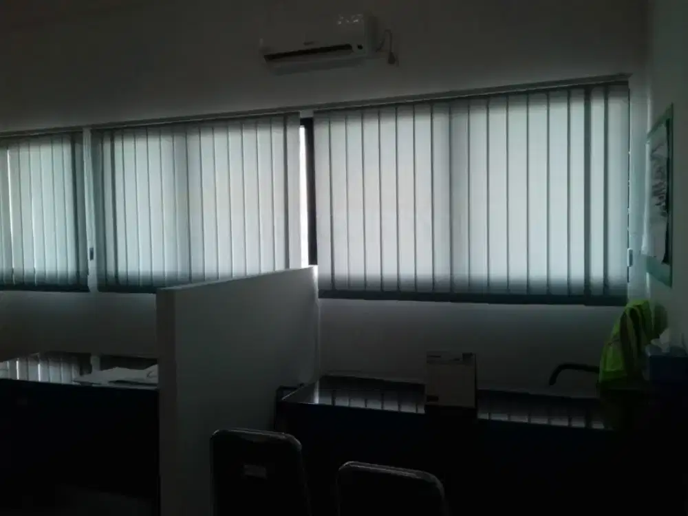 Tirai dan gorden vertikal blind tirai jendela