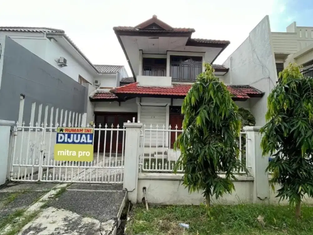 RUMAH MEWAH LINGKUNGAN ISTIMEWA DI KOMPLEK RAWAMANGUN
