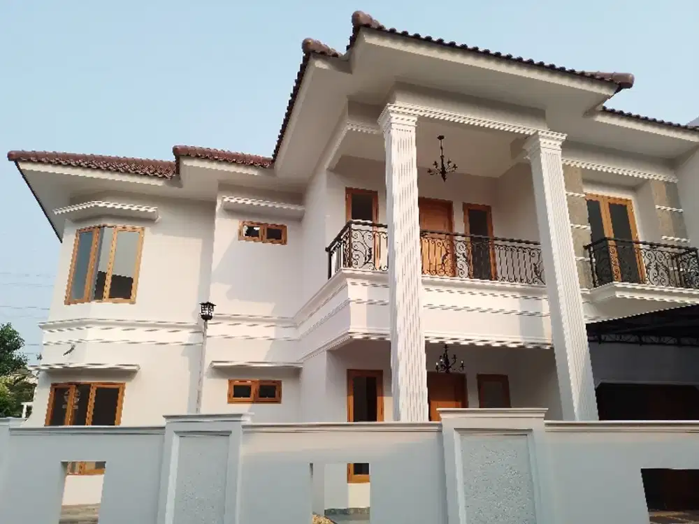 RUMAH MEWAH FRESH SIAP HUNI DI KOMPLEK KLENDER DUREN SAWIT