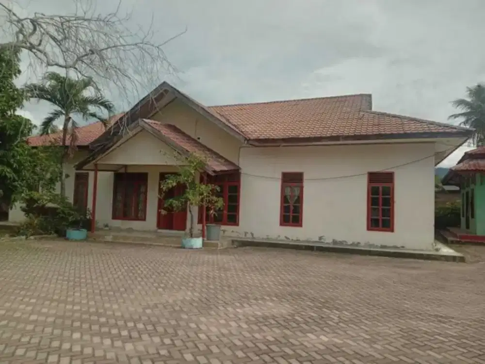 Rumah atau Kantor Strategis 2.015m² SHM, Darul Kamal Aceh Besar