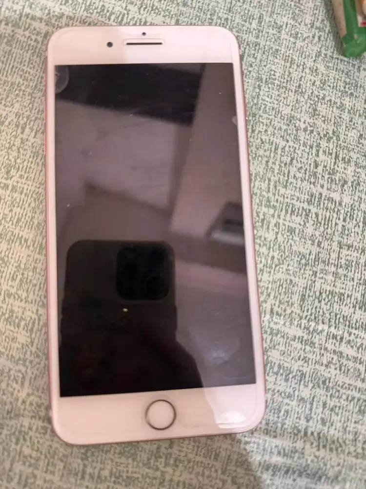 DIJUAL IPHONE 7+ PINK 128GB