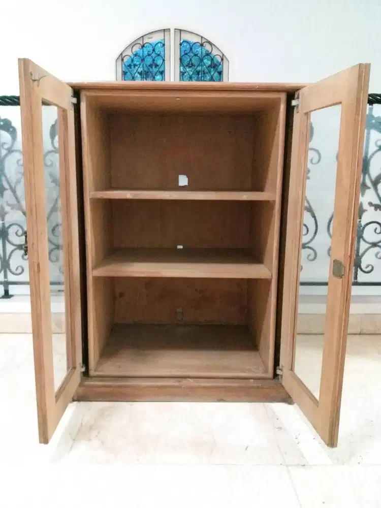 DIJUAL LEMARI BUFFET (COCOK BUAT AUDIO)