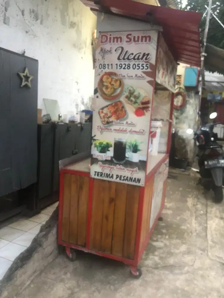 dijual grobak pintu kayu bekas dimsum