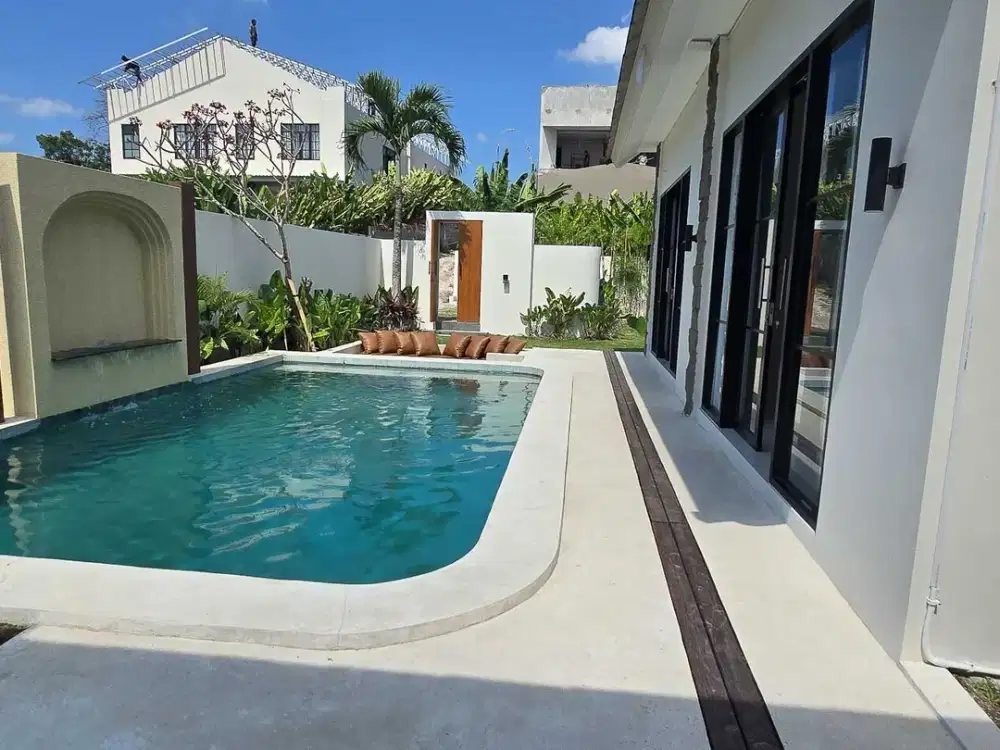 For Sale: 3BR Modern Villa with Pool in Strategic Dalung Area