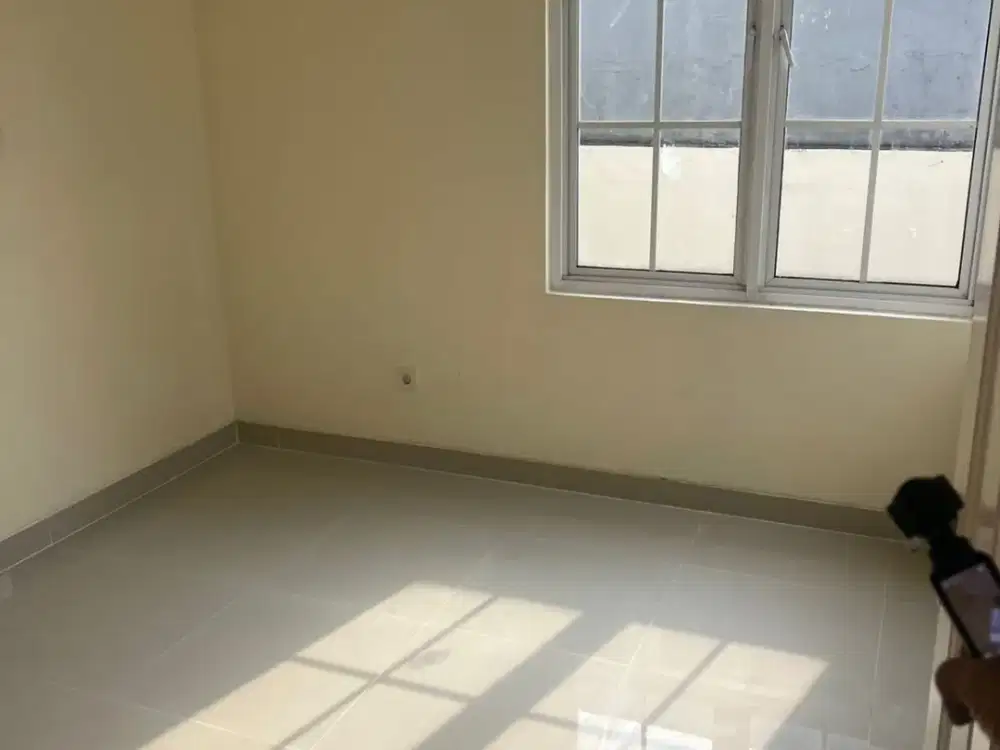 Dijual Rumah Baru Direnovasi di Cluster ALICANTE