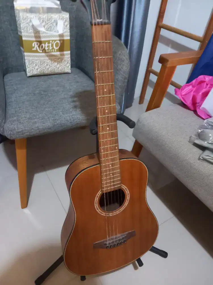 Jual Gitar Ukuran 3/4 Merek Grande Bekas