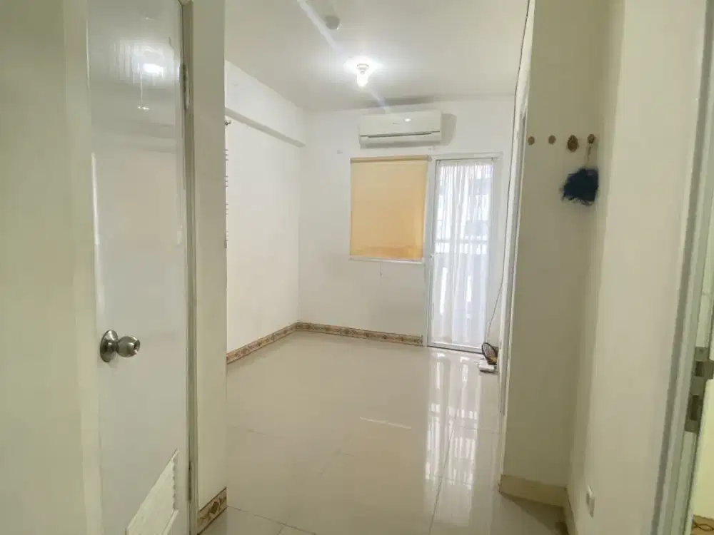 JUAL CEPAT ! APARTEMEN GREEN PRAMUKA CITY 2 KAMAR LOKASI STRATEGIS