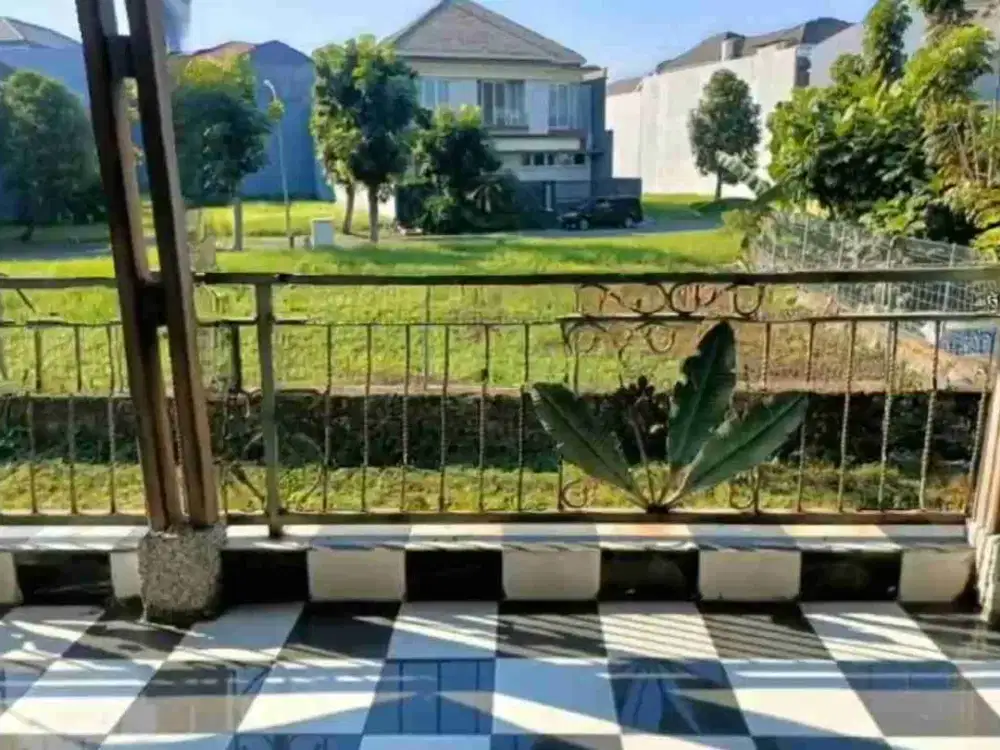 Dijual Rumah Graha Famili Hook 2 lantai