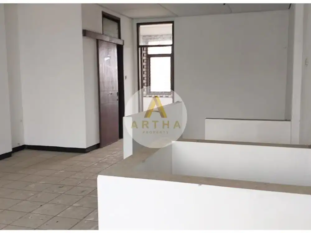 Ruko Strategis di Jalan Dewi Sartika Tengah Kota Bandung