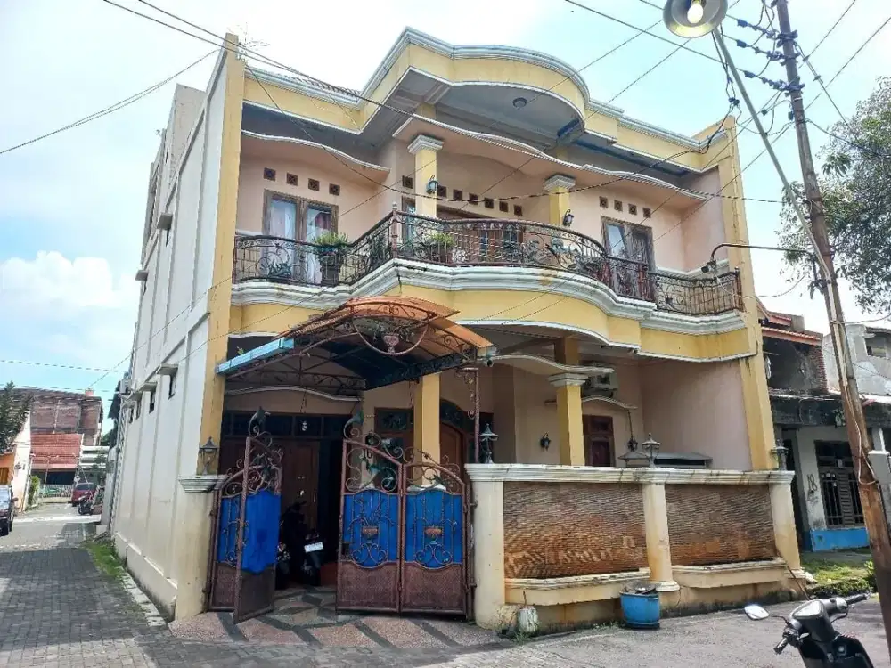 Dijual Rumah Lokasi Strategis di Jl. Erowati Semarang