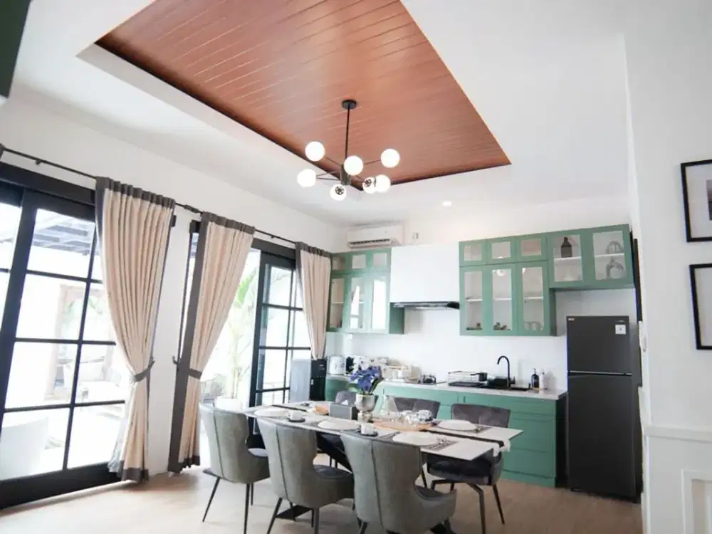 Dijual Villa Full Furnish Area Strategis Barat Jl palagan