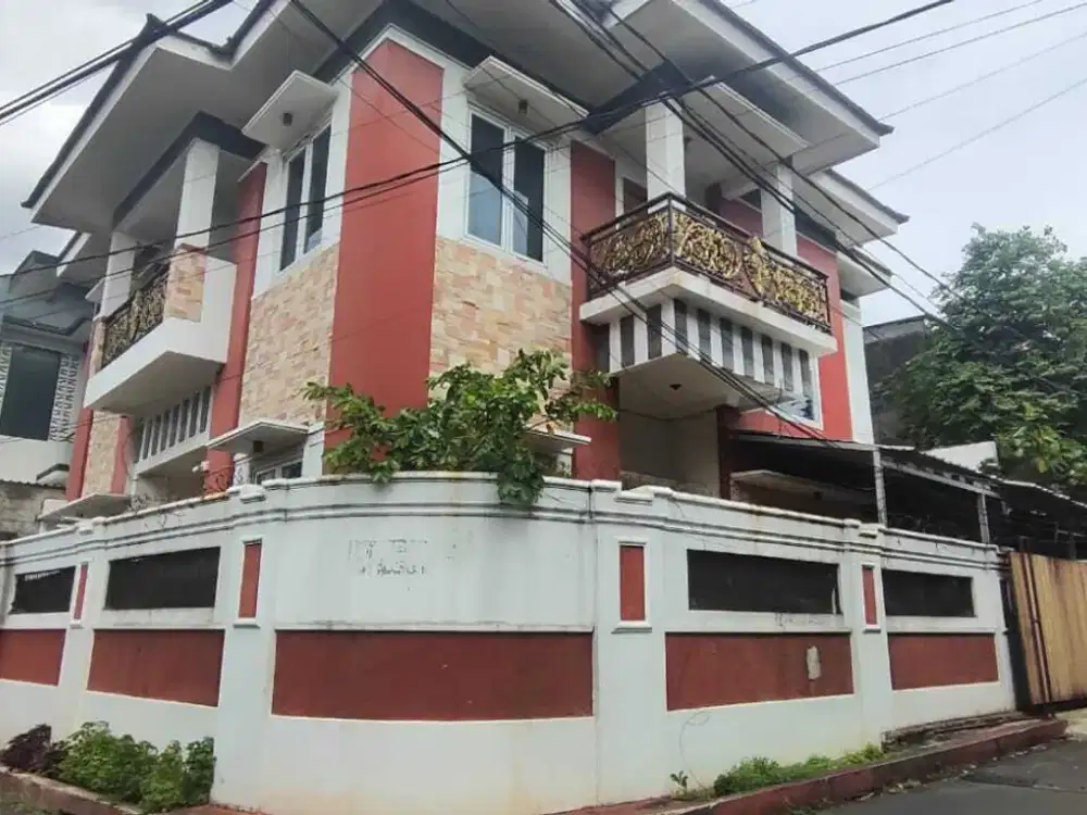 Rumah Tinggal di Otista Jakarta Timur
