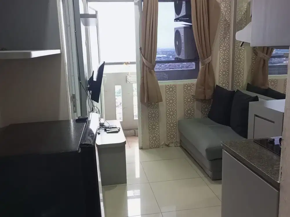 Sewa Apartemen Green Pramuka di Atas Mall 2BR Furnish