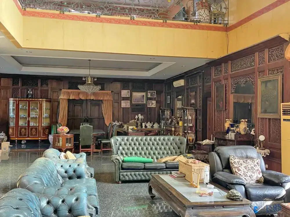 Rumah mewah hook di Simprug Kebayoran Lama Jakarta Selatan