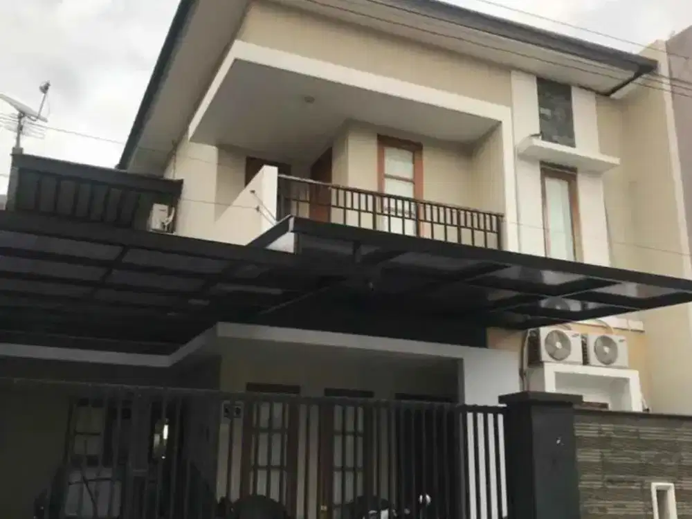 RUMAH APIK 2 LT SIAP HUNI AREA SELOKAN MATARAM