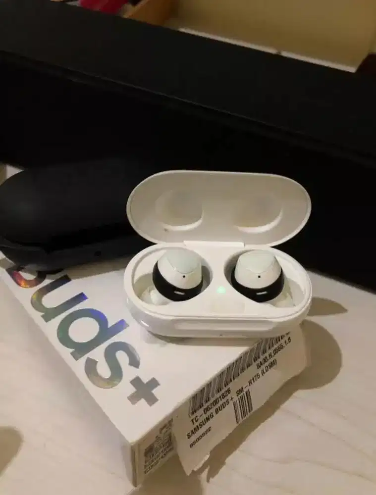 Galaxy buds plus