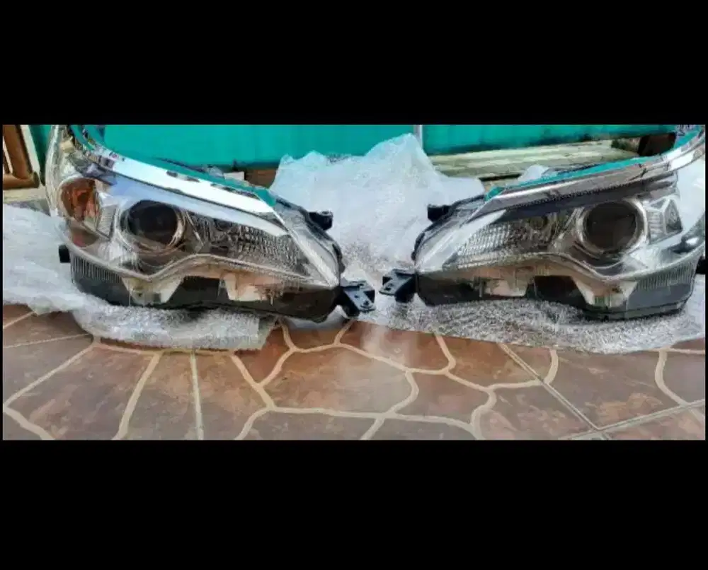 Lampu Headlamp Fortuner VRZ, SRZ