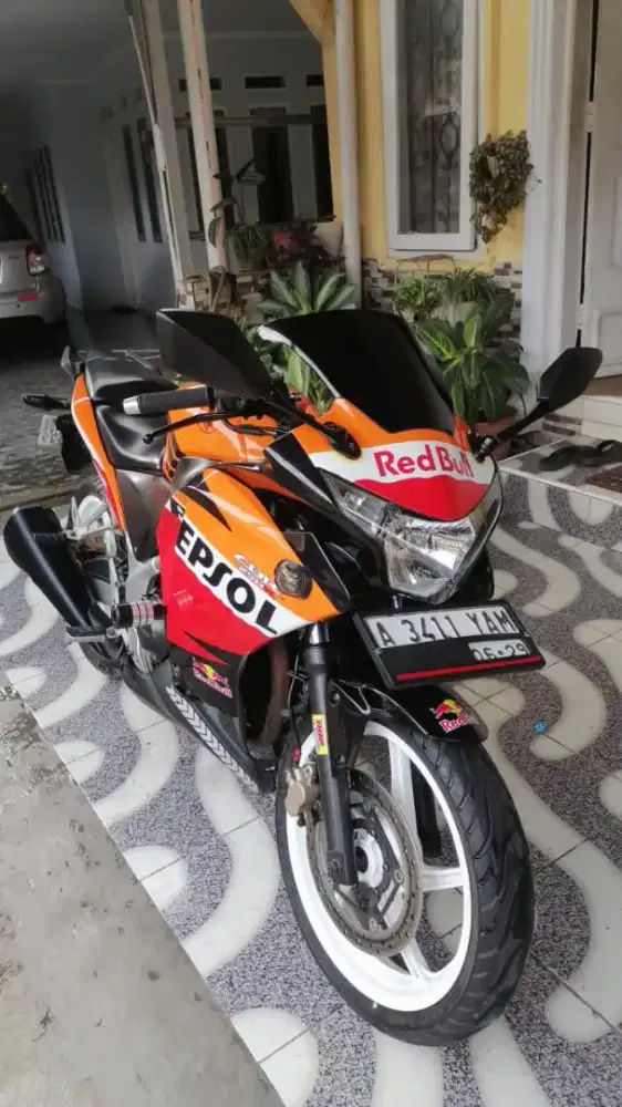 Honda CBR 250cc Repsol CBU
