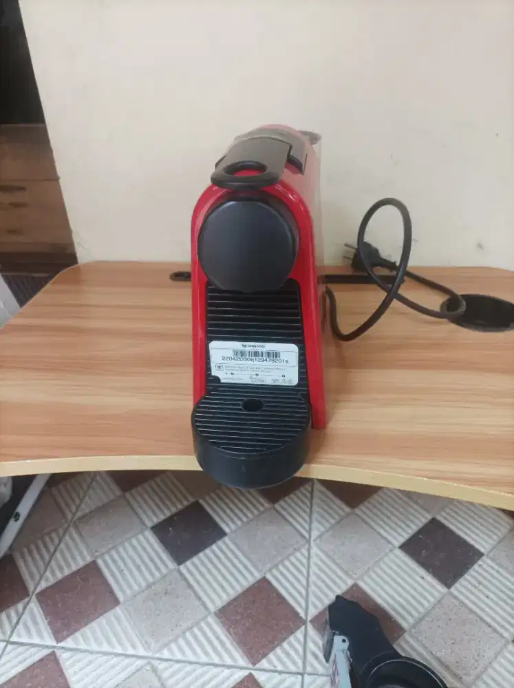 Mesin kopi kapsul nexpreso type Essenza