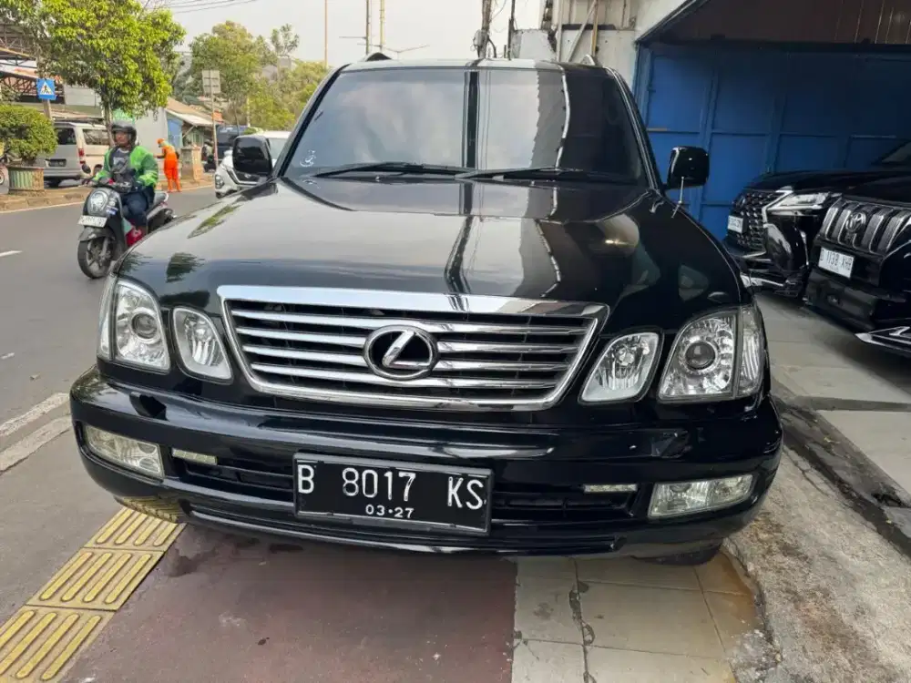 Lexus LX470 th 2004 AT 4x4 dobletank sunroof pajaknon no mallfunction